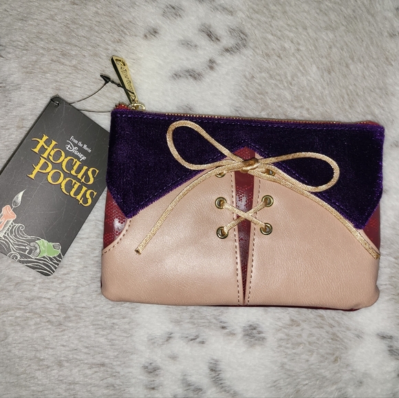🎃👻 Sale 👻🎃 Loungefly Hocus Pocus Cosplay Sarah Cosmetic Pouch - Picture 4 of 5